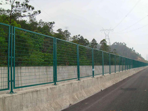 道路護欄網(wǎng)