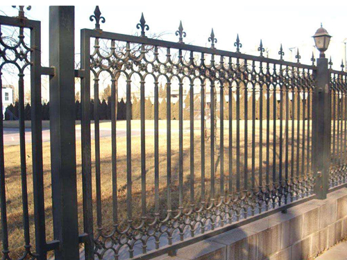 鐵藝護(hù)欄網(wǎng) 鐵藝護(hù)欄網(wǎng)