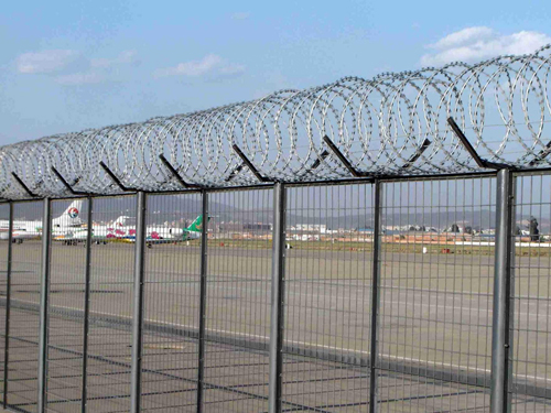 機(jī)場(chǎng)護(hù)欄網(wǎng)