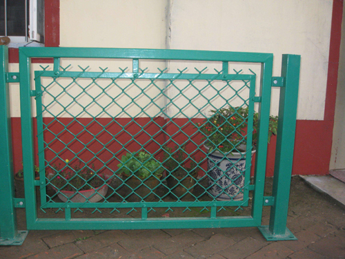 勾花護(hù)欄網(wǎng) 勾花護(hù)欄網(wǎng)